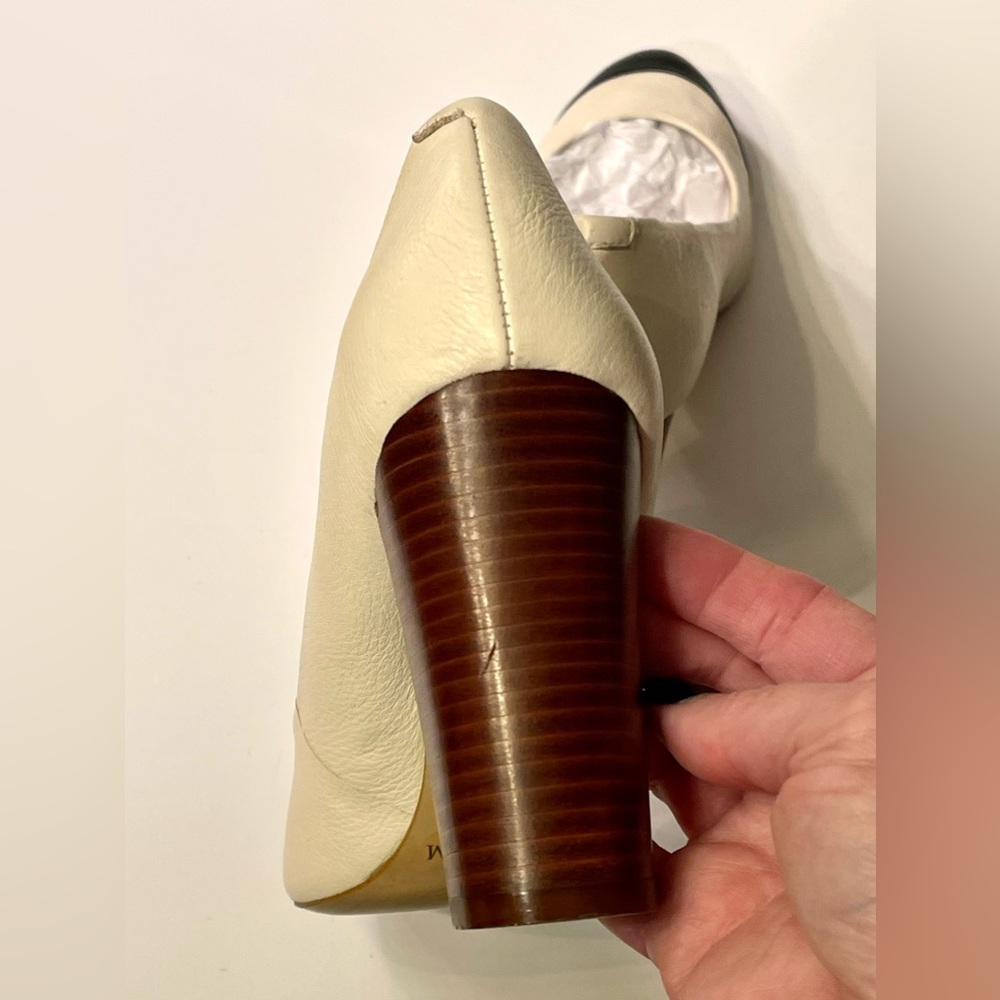 Banana Republic Kiley Cream & Black Colorblock Leather Heels - Size 5.5 ✨ - Picture 8 of 11